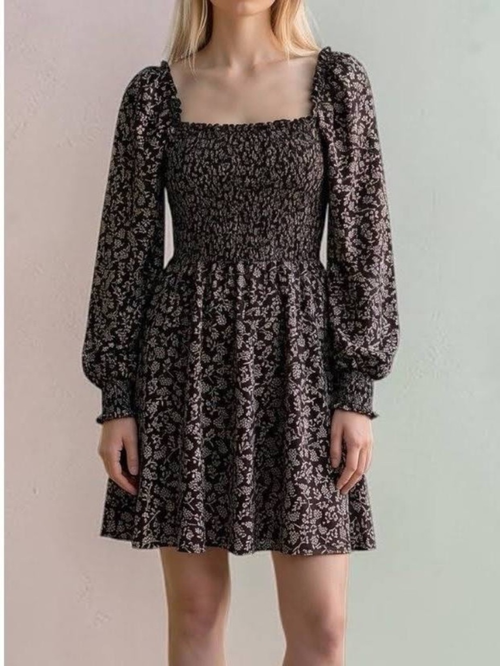 Band of Gypsies Smocked Bodice Long Sleeve Mini Dress Black Floral - Size Med!